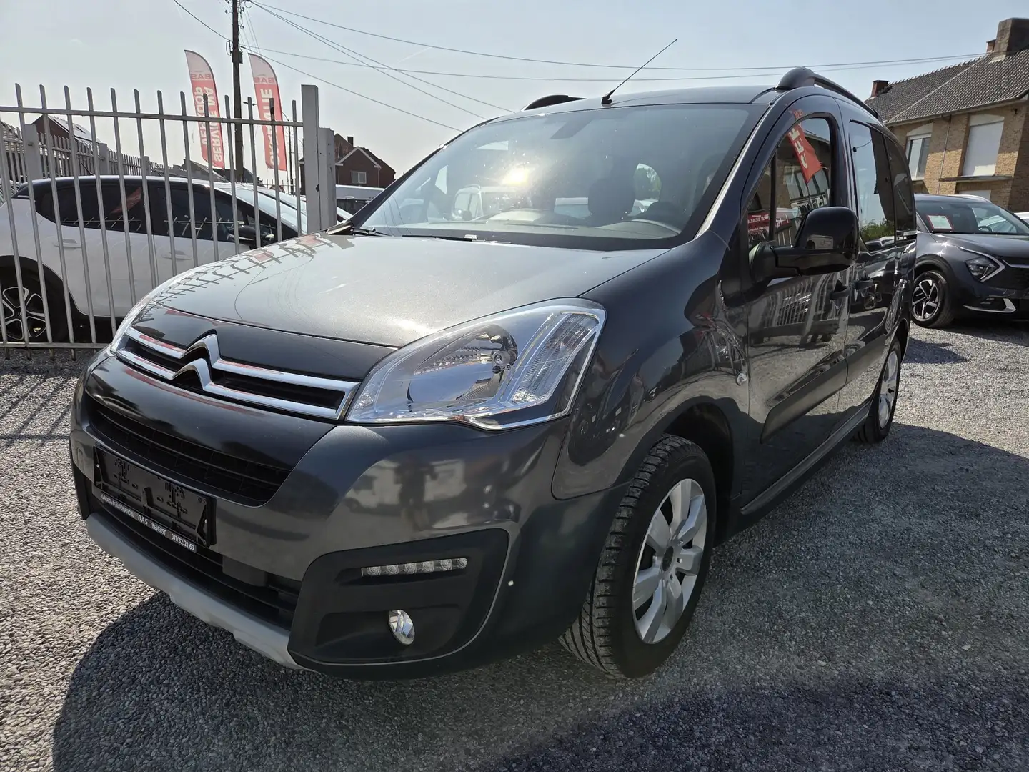Citroen Berlingo 1.2☆1jOMNIUMGARANTIE☆CRUIS☆PARKS A☆GROOT ONDERHOUD Grijs - 1