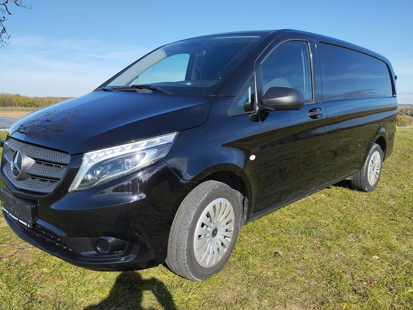 Mercedes-Benz Vito Vito 116lang Aut. 3,2t,Allrad,AHV,13700,-Sonder... Schwarz - 2