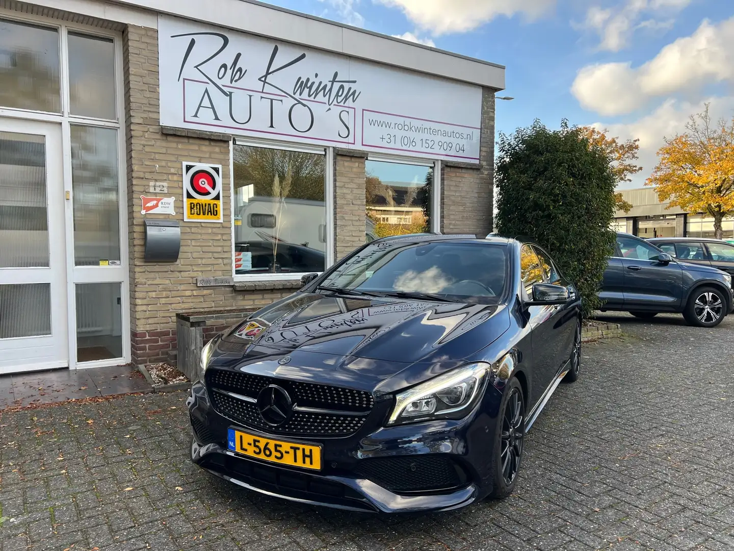 Mercedes-Benz CLA 180 Business Solution AMG Line Automaat Blauw - 1
