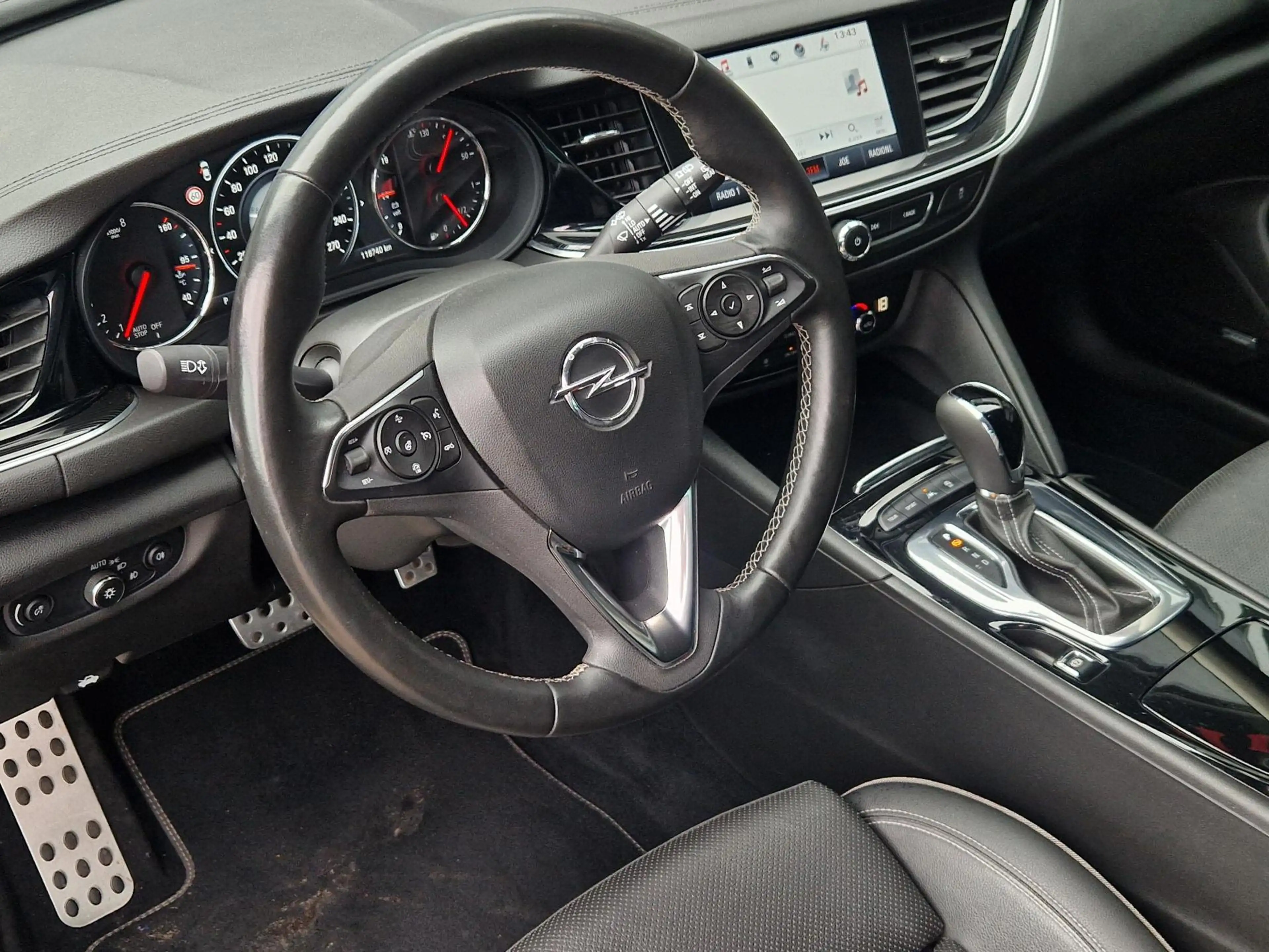 Opel Insignia SPORTS TOURER 2.0 Turbo 4x4 Innovation / Automaat — photo 6