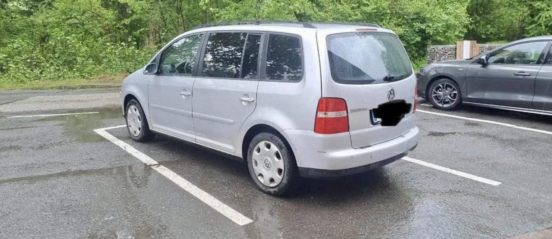 Volkswagen Touran Trendline 1,9 TDI DPF DSG ( Unikat Frontumbau ) - 2