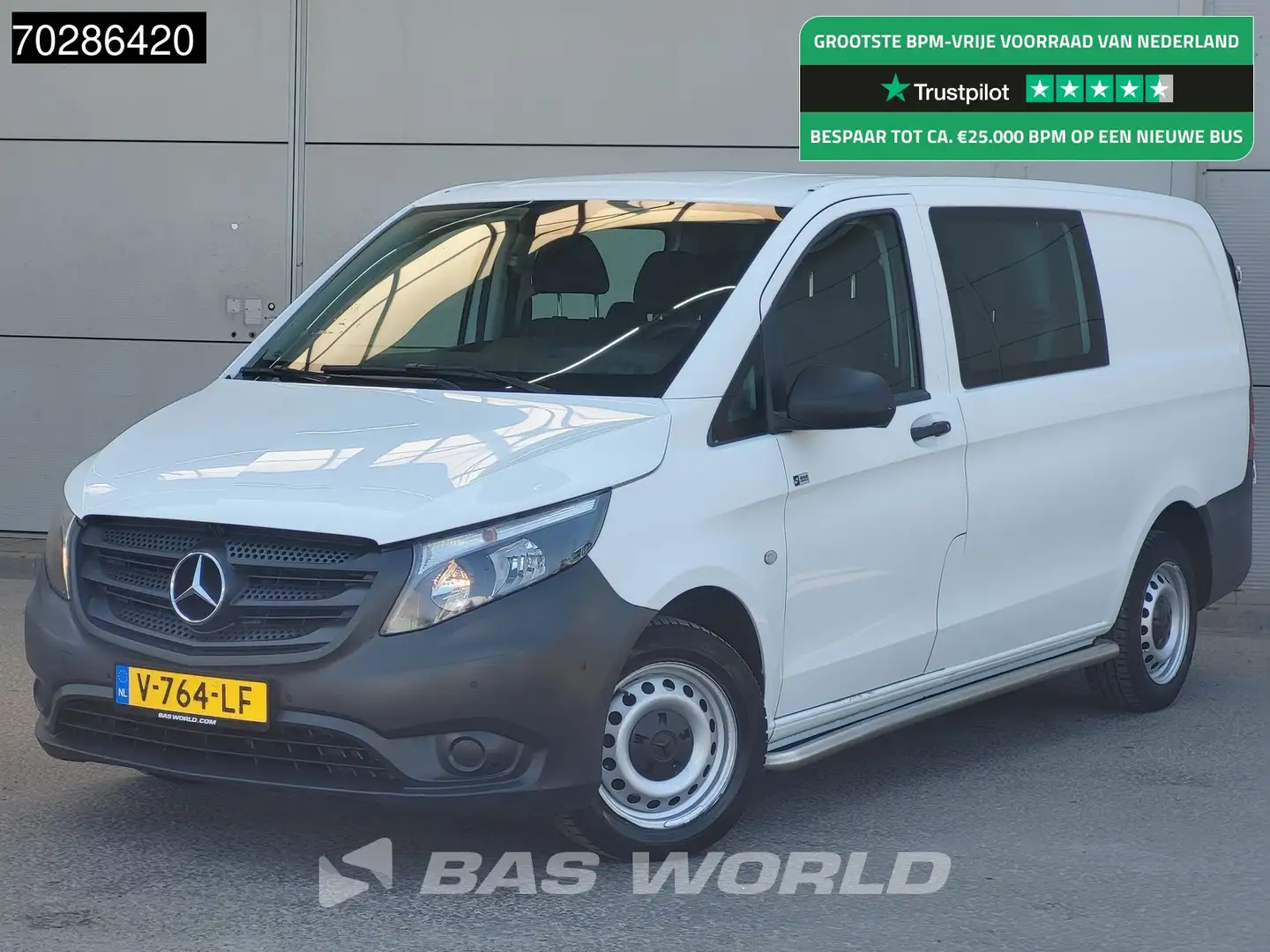 Mercedes-Benz Vito 111 Dubbel Cabine L2H1 Trekhaak Navi Airco Parkeer Wit - 1