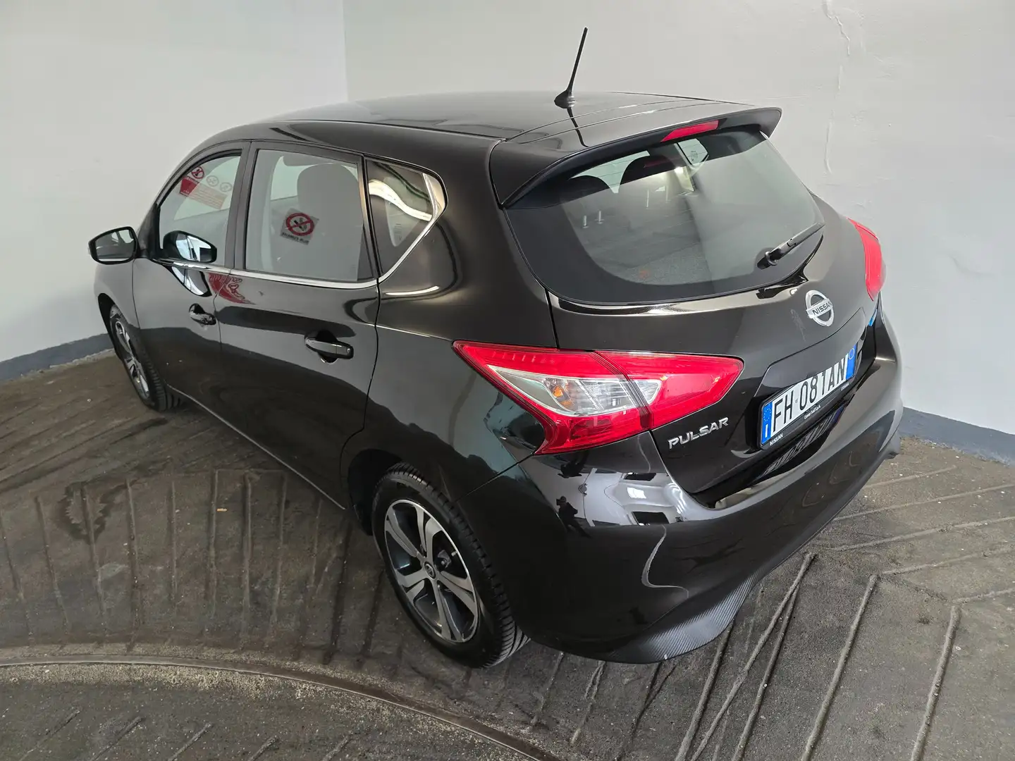 Nissan Pulsar Pulsar 1.5 dci Visia 110cv E6 Nero - 2