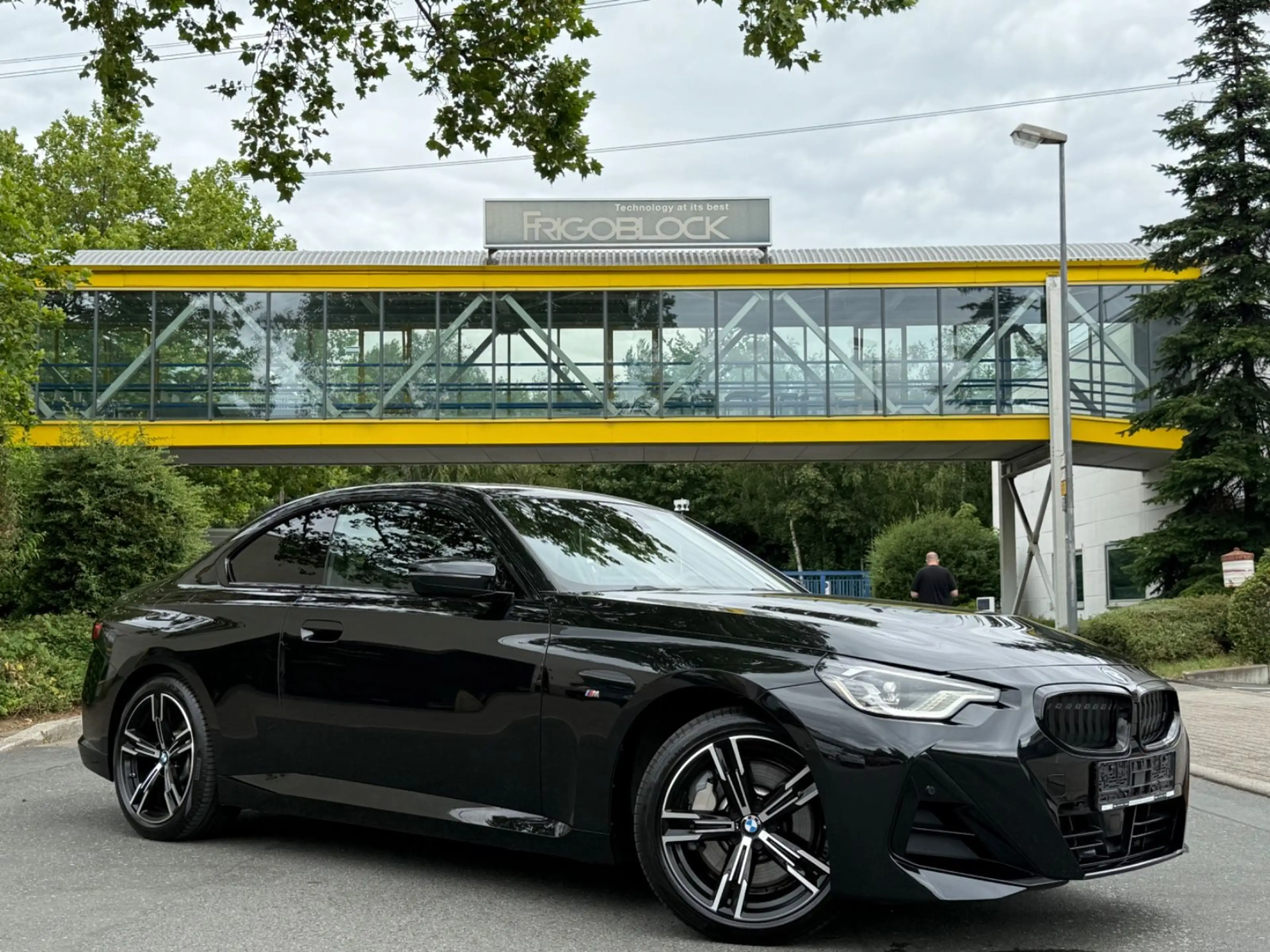 BMW 230 i Coupe *M-SPORT*H&K*SHADOW*2HAND* — photo 6