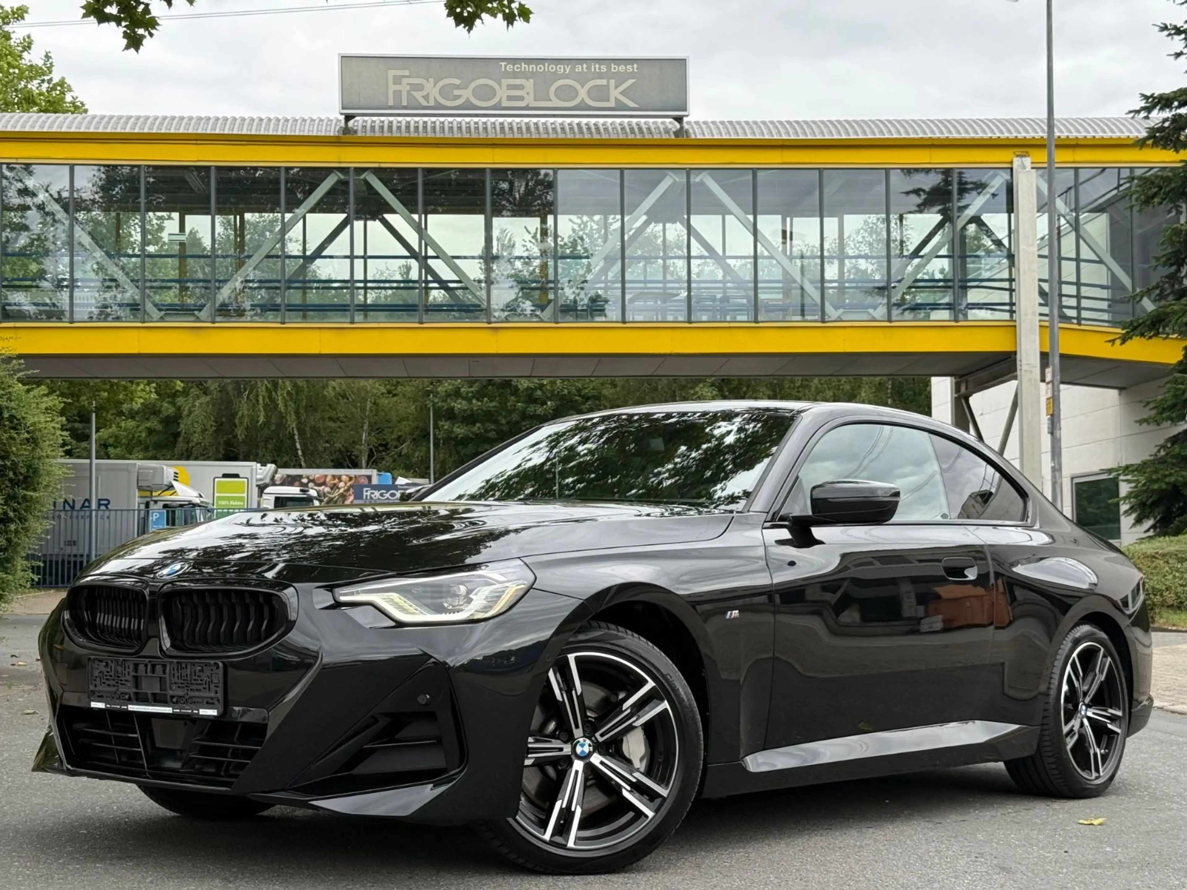 BMW 230 i Coupe *M-SPORT*H&K*SHADOW*2HAND*