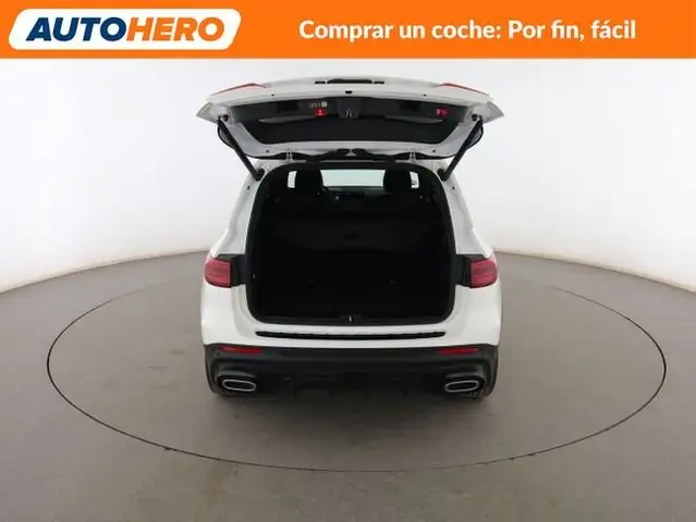 Mercedes-Benz GLB view 17