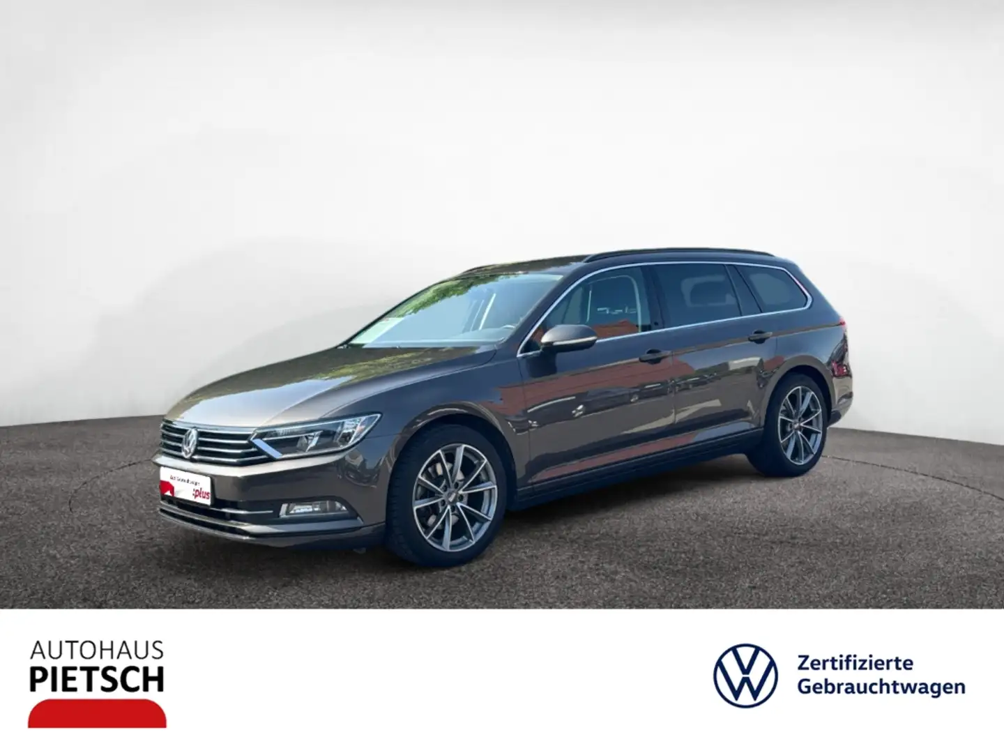 Volkswagen Passat Variant 1.4 TSI Comfortline ACC Navi Marrón - 1