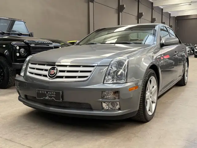 Cadillac STS 4.6 V8 aut. Elegance