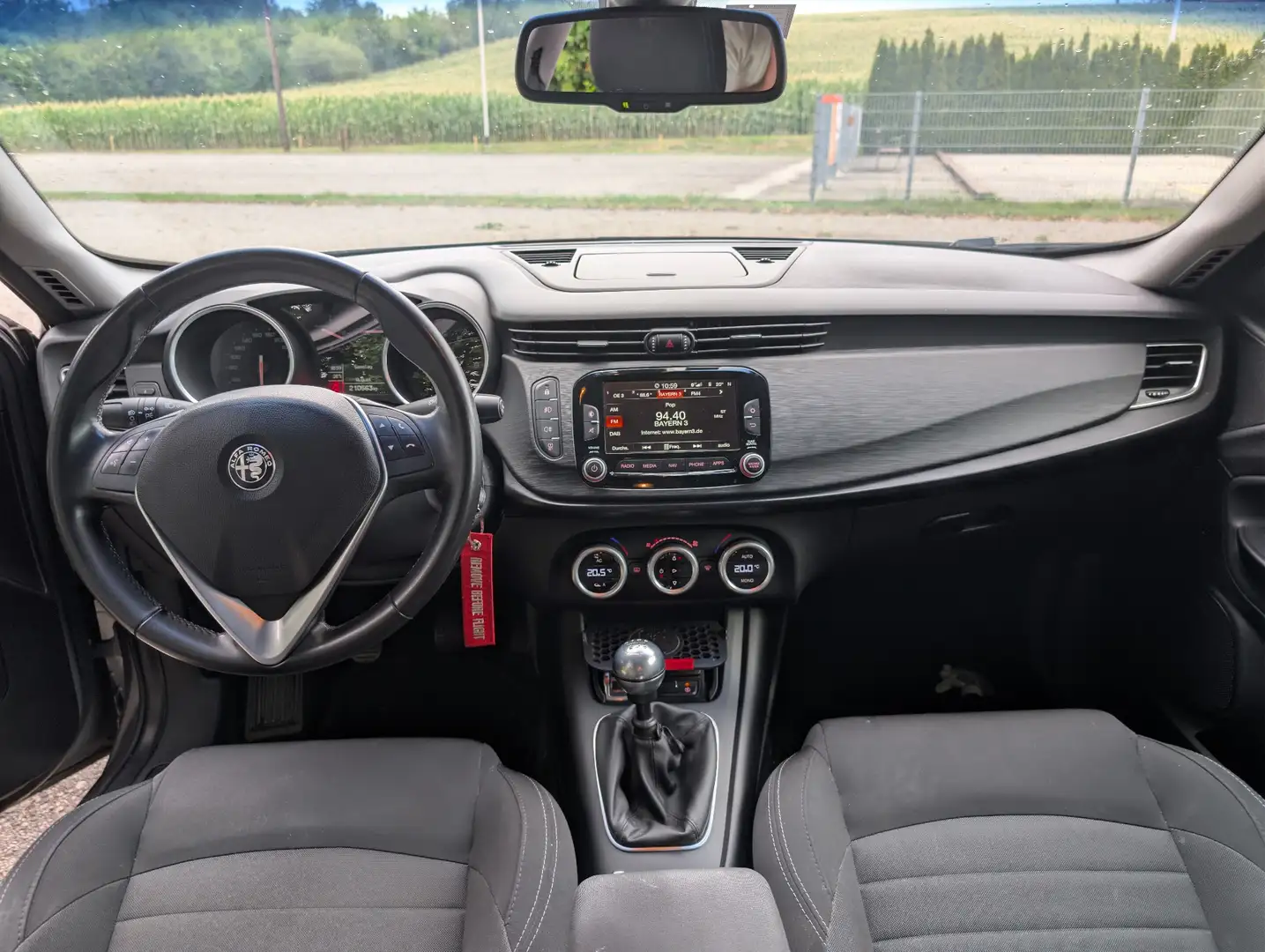 Alfa Romeo Giulietta Executive 1,4 TB MultiAir Grau - 2
