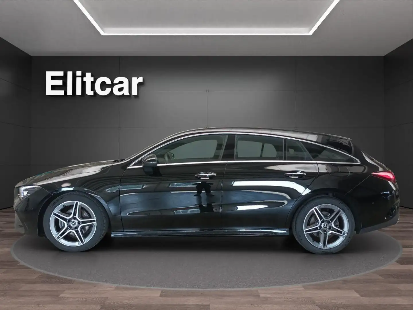 Mercedes-Benz CLA 180 Automatic Shooting Brake AMG Line Advanced Plus Nero - 2