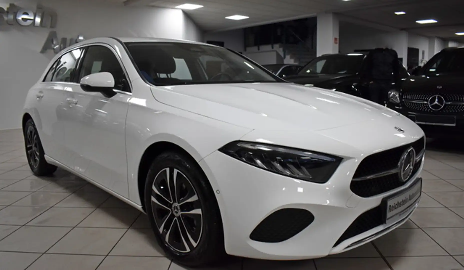 Mercedes-Benz A 220 4M KAMERA SPUR BEH. LENKRAD NETTO 24.100 Weiß - 2