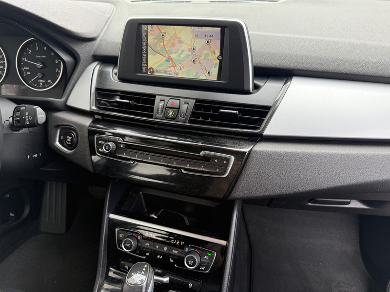 BMW 218 Advantage 1.Hand*Navi*Kamera — photo 14