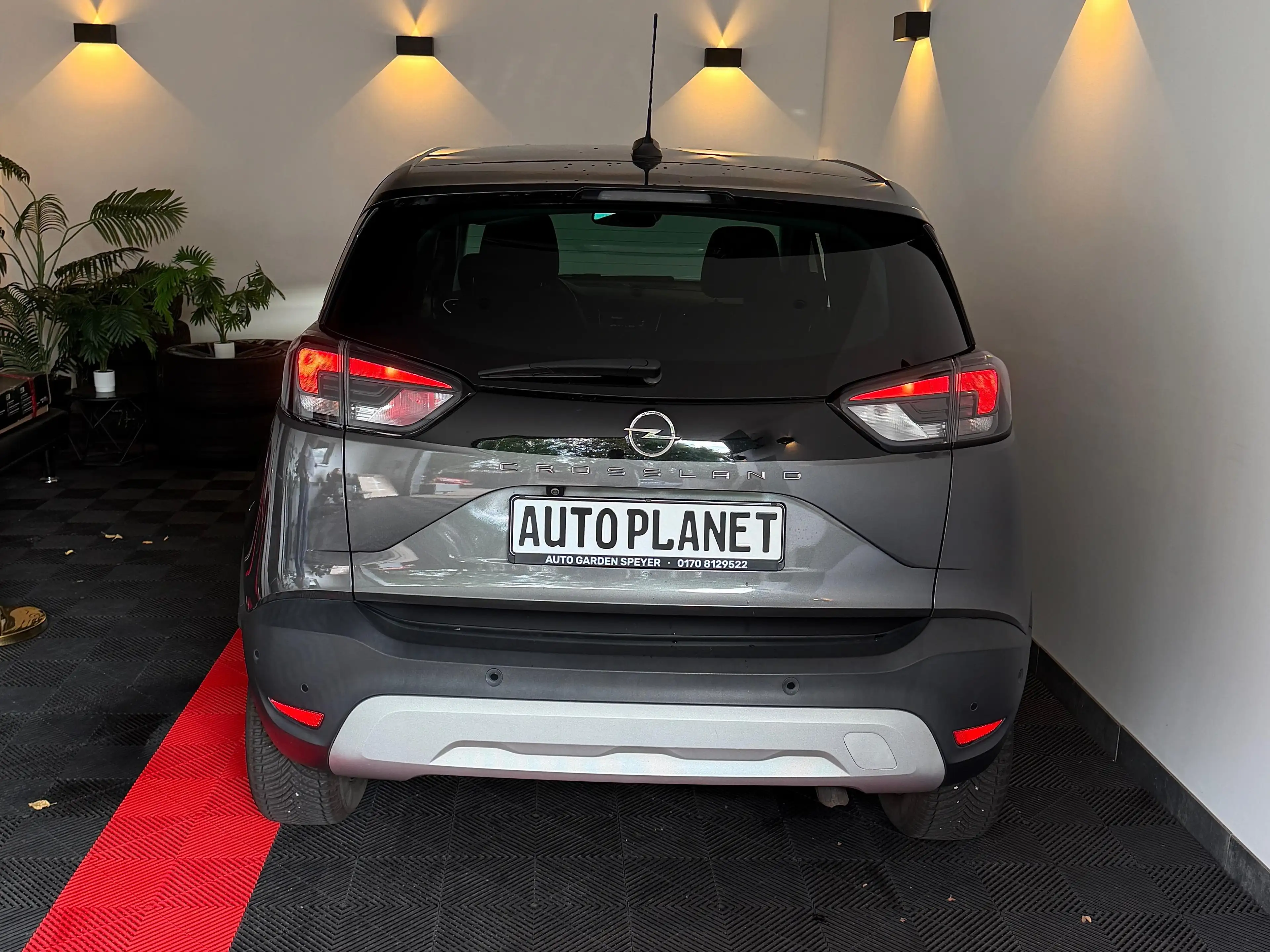 Opel Crossland X Elegance — photo 4