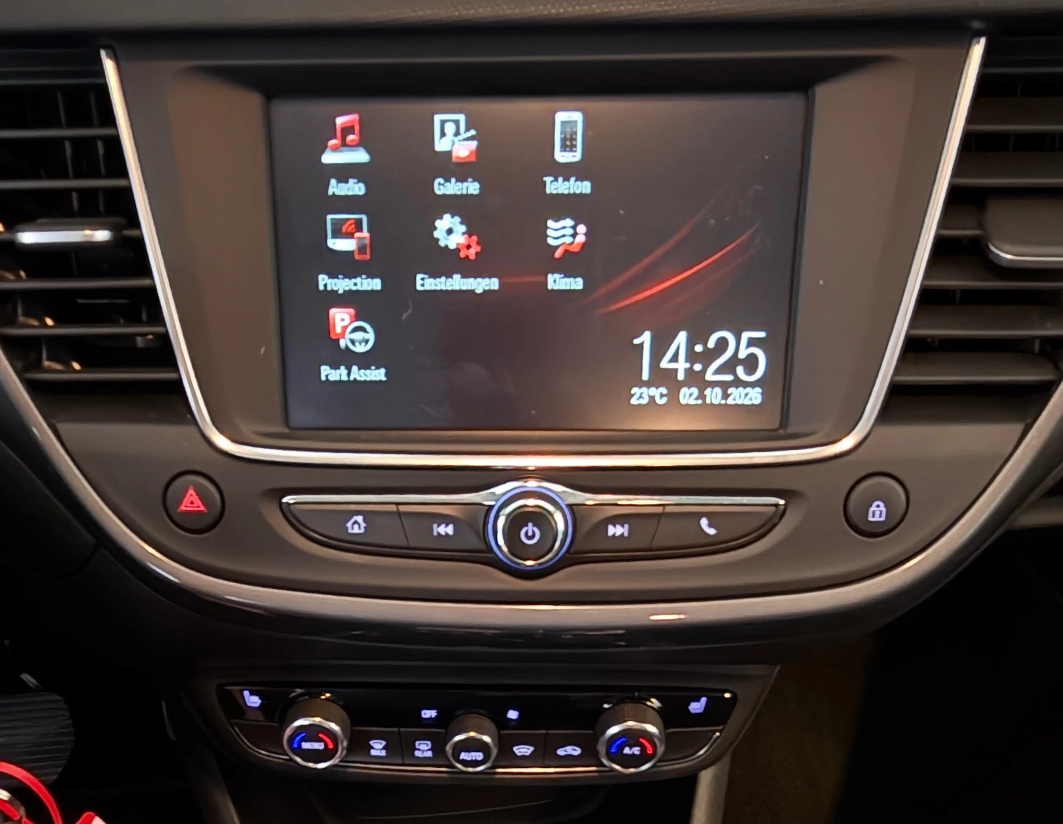 Opel Crossland X Elegance — photo 9