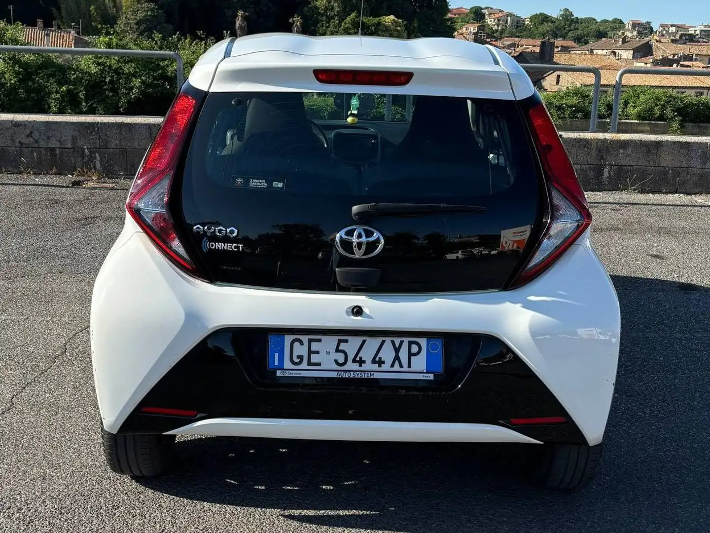 Toyota Aygo Aygo II 2018 5p 5p 1.0 x-cool 72cv Bianco - 2