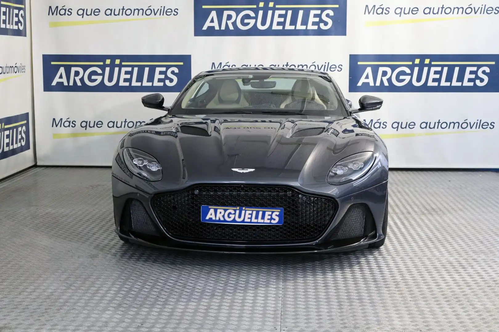 Aston Martin DBS Superleggera 5.2 V12 Biturbo 725cv Grigio - 2