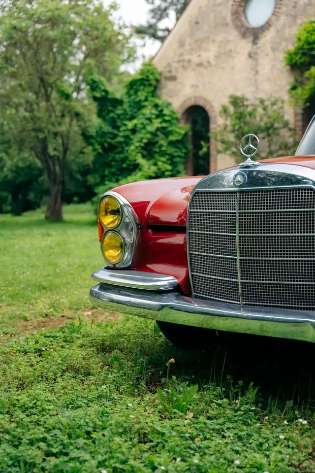 Mercedes-Benz 250 SE W11, foto 9