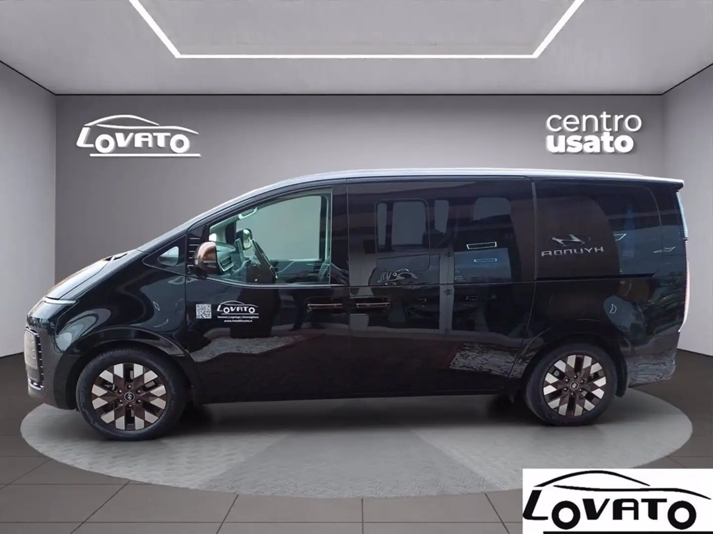 Hyundai STARIA LUXURY MY23 AT AWD Nero - 2