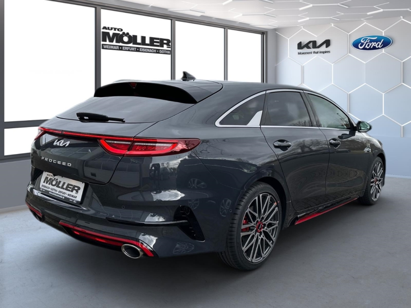 Kia ProCeed / pro_cee'd GT 1.6T DCT7 Glasdach Komfort Kamera ACC JBL-Sound — photo 3