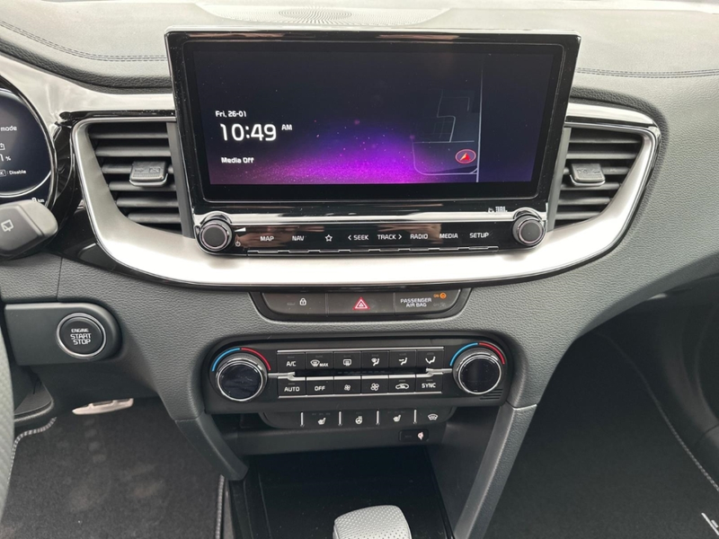 Kia ProCeed / pro_cee'd GT 1.6T DCT7 Glasdach Komfort Kamera ACC JBL-Sound — photo 9