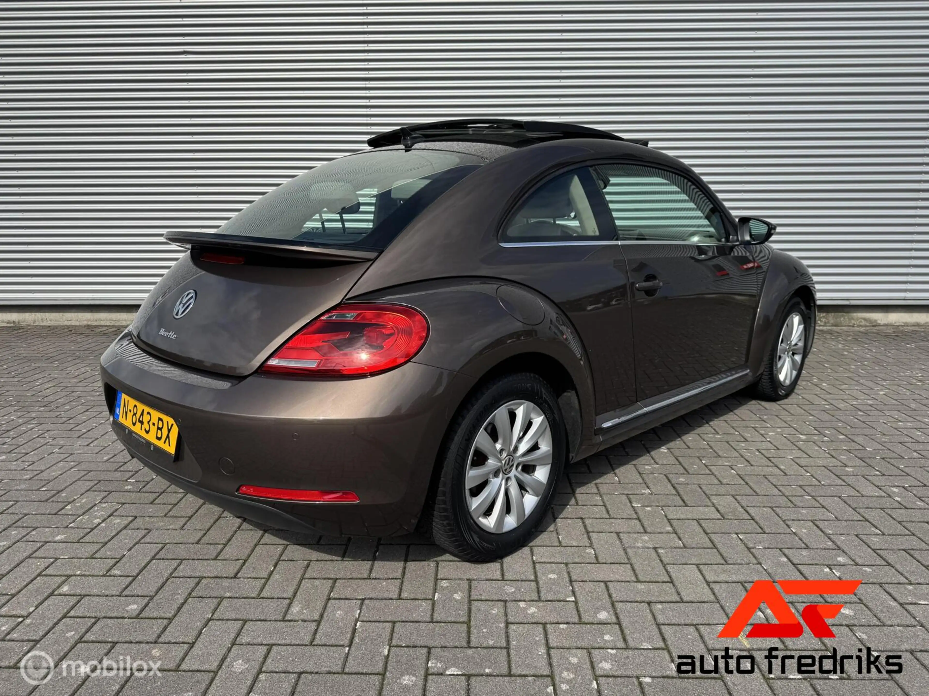 Volkswagen Beetle 1.4 TSI Sport | Panorama dak | Stoelverwarming | — photo 2