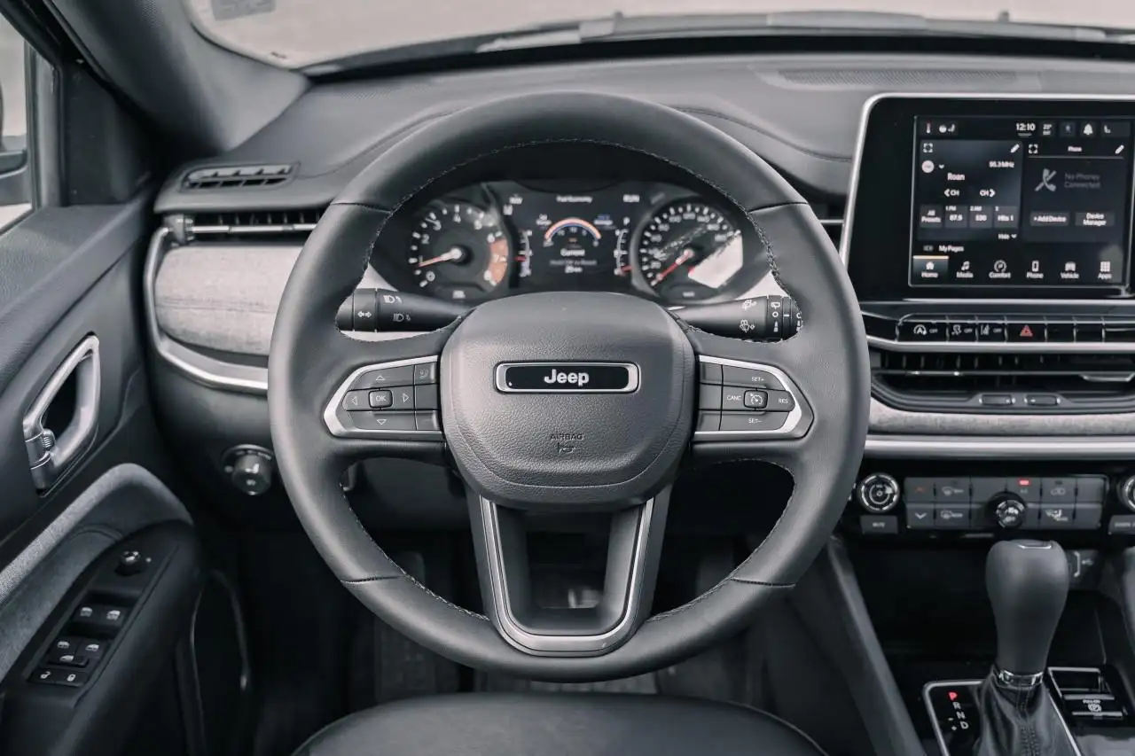 Jeep Compass снимка Jeep Compass