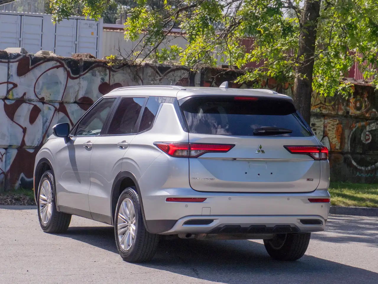 Mitsubishi Outlander снимка Mitsubishi Outlander