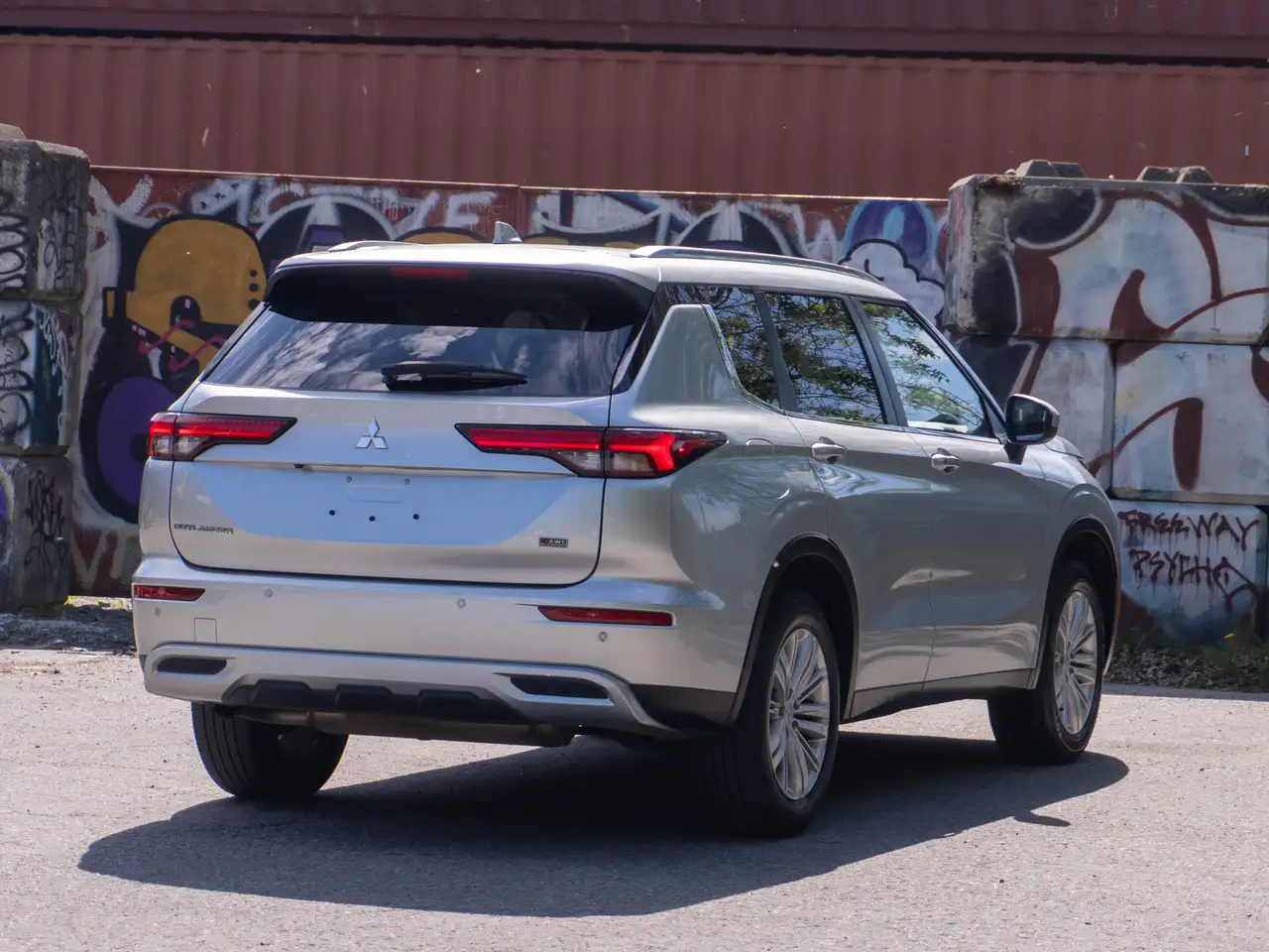 Mitsubishi Outlander снимка Mitsubishi Outlander