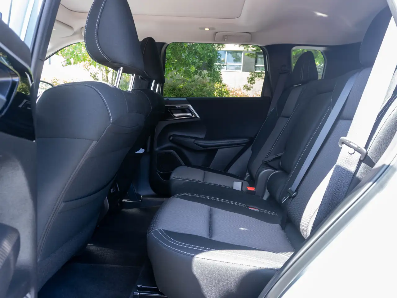 Mitsubishi Outlander снимка Mitsubishi Outlander
