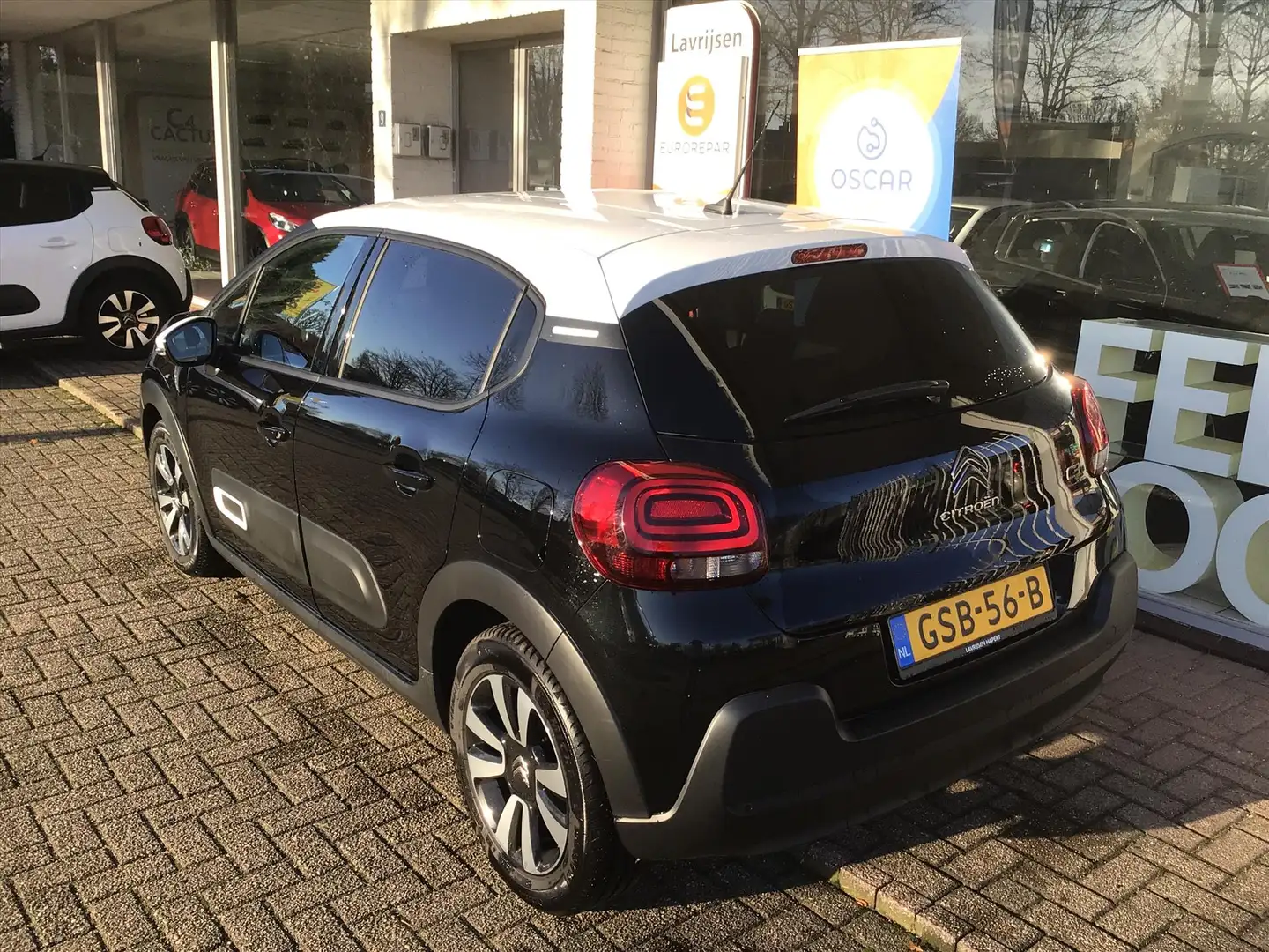 Citroen C3 1.2 PureTech 83pk S&amp;S Max Zwart - 2