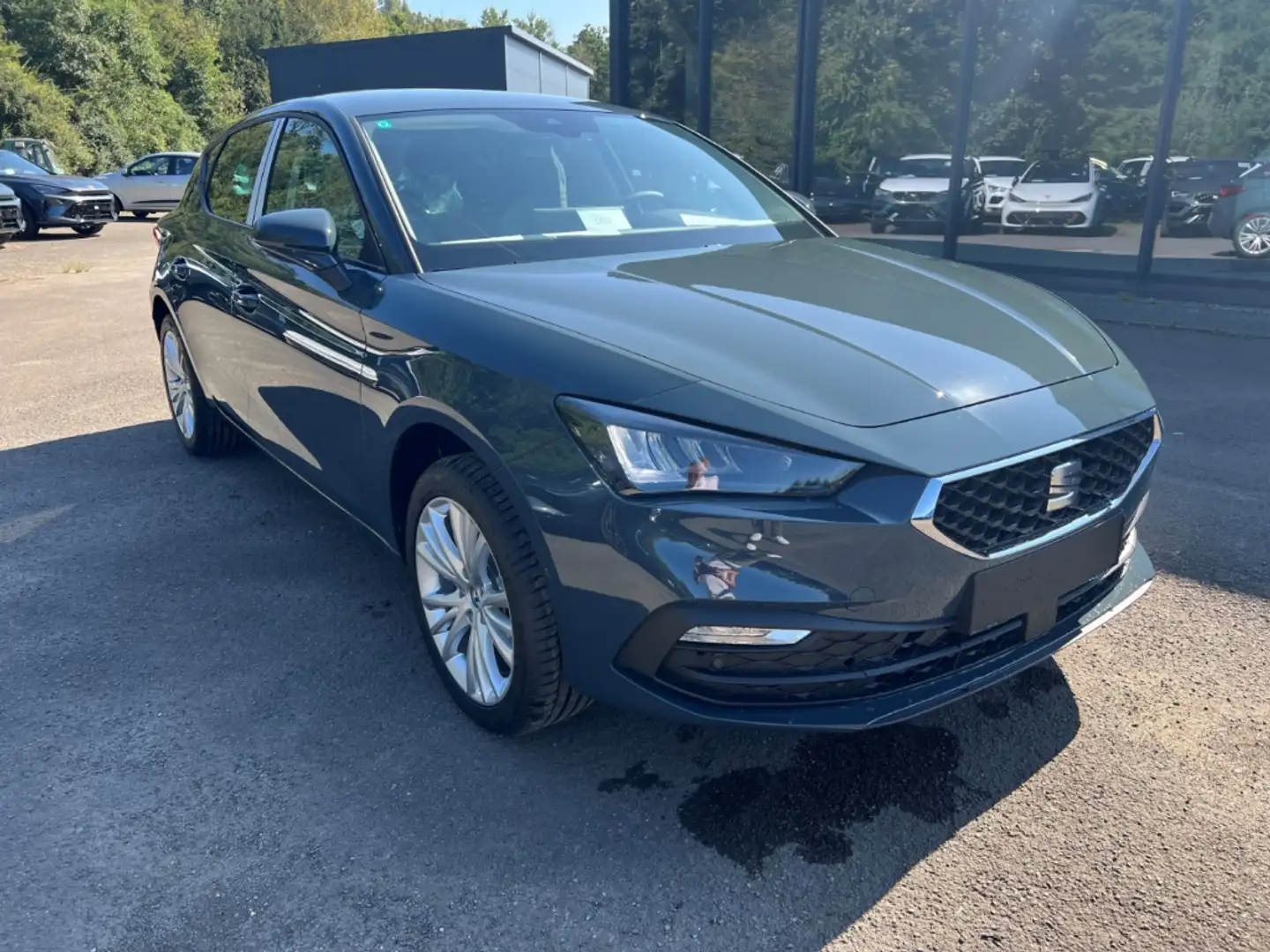 SEAT Leon Style Edition 1.5 eTSI 7-Gang-DSG Bleu - 2