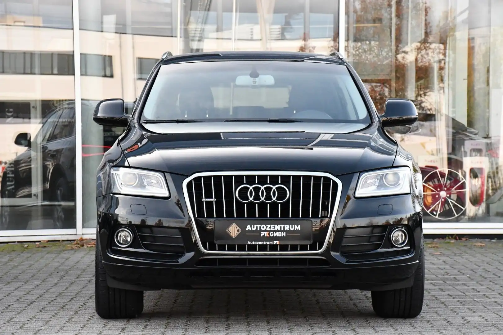 Audi Q5 2.0 TDI 140 kW quattro Sport Paket BI-Xenon Schwarz - 2