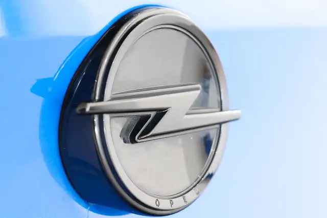 Opel Corsa view 8