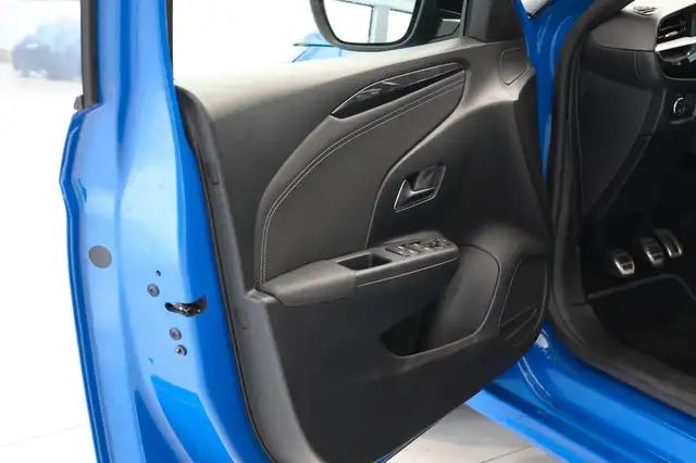 Opel Corsa view 10