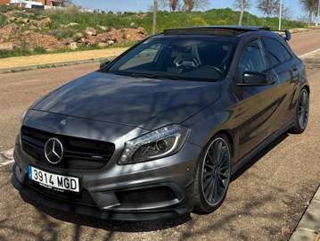 A 45 AMG 4Matic 7G-DCT AMG