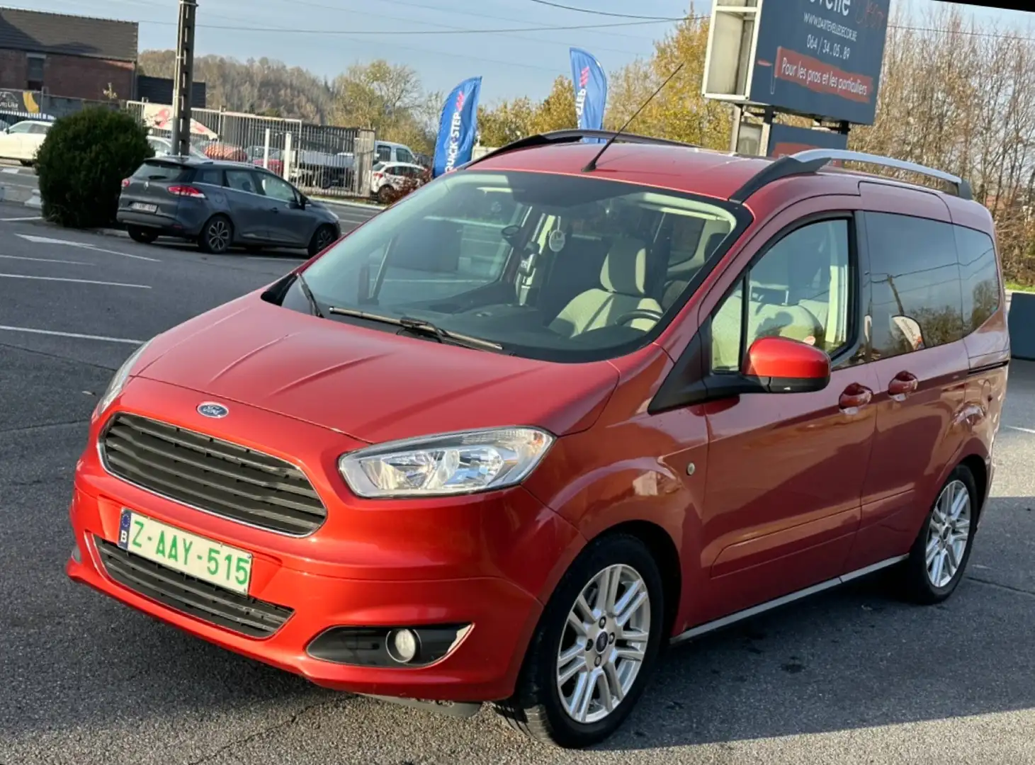 Ford Tourneo Courier 1.5 TDCI°°CLIM°° Red - 1