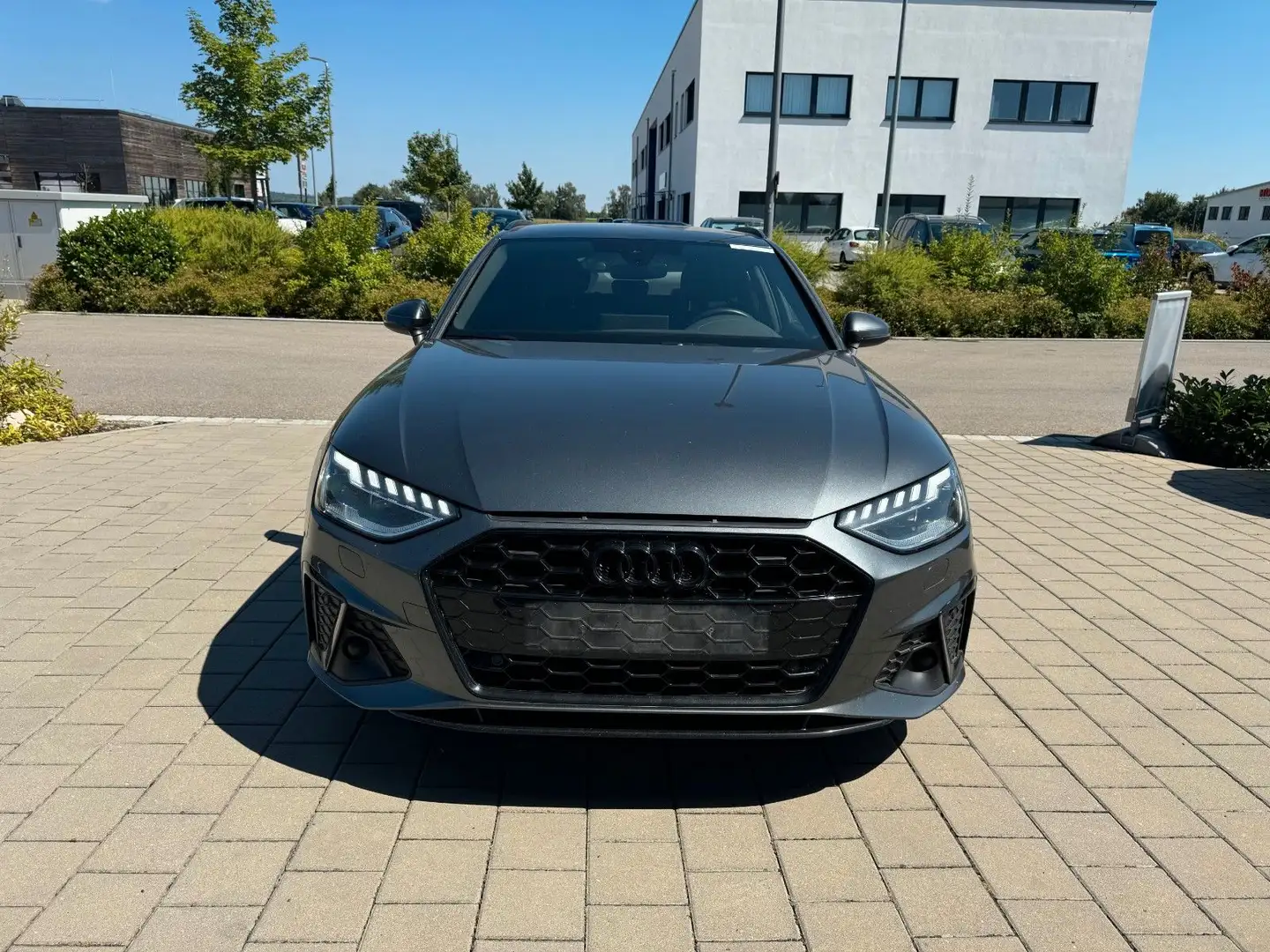 Audi A4 Avant 40 TDI S line Kamera Matrix Grau - 2