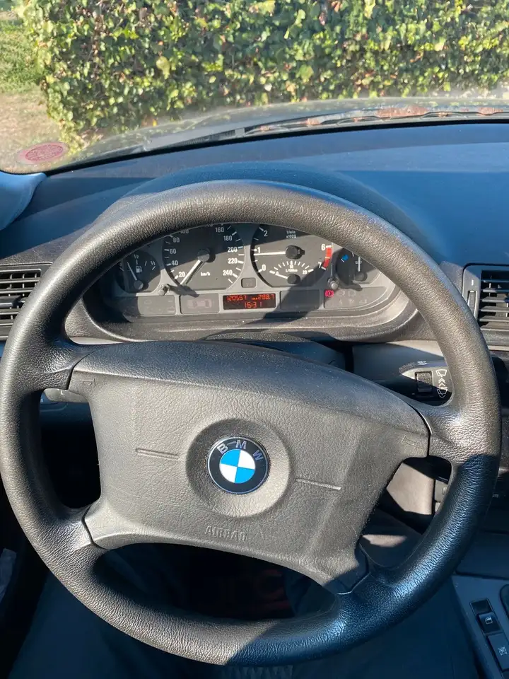 BMW 318is Europa c/2airbag, foto 5