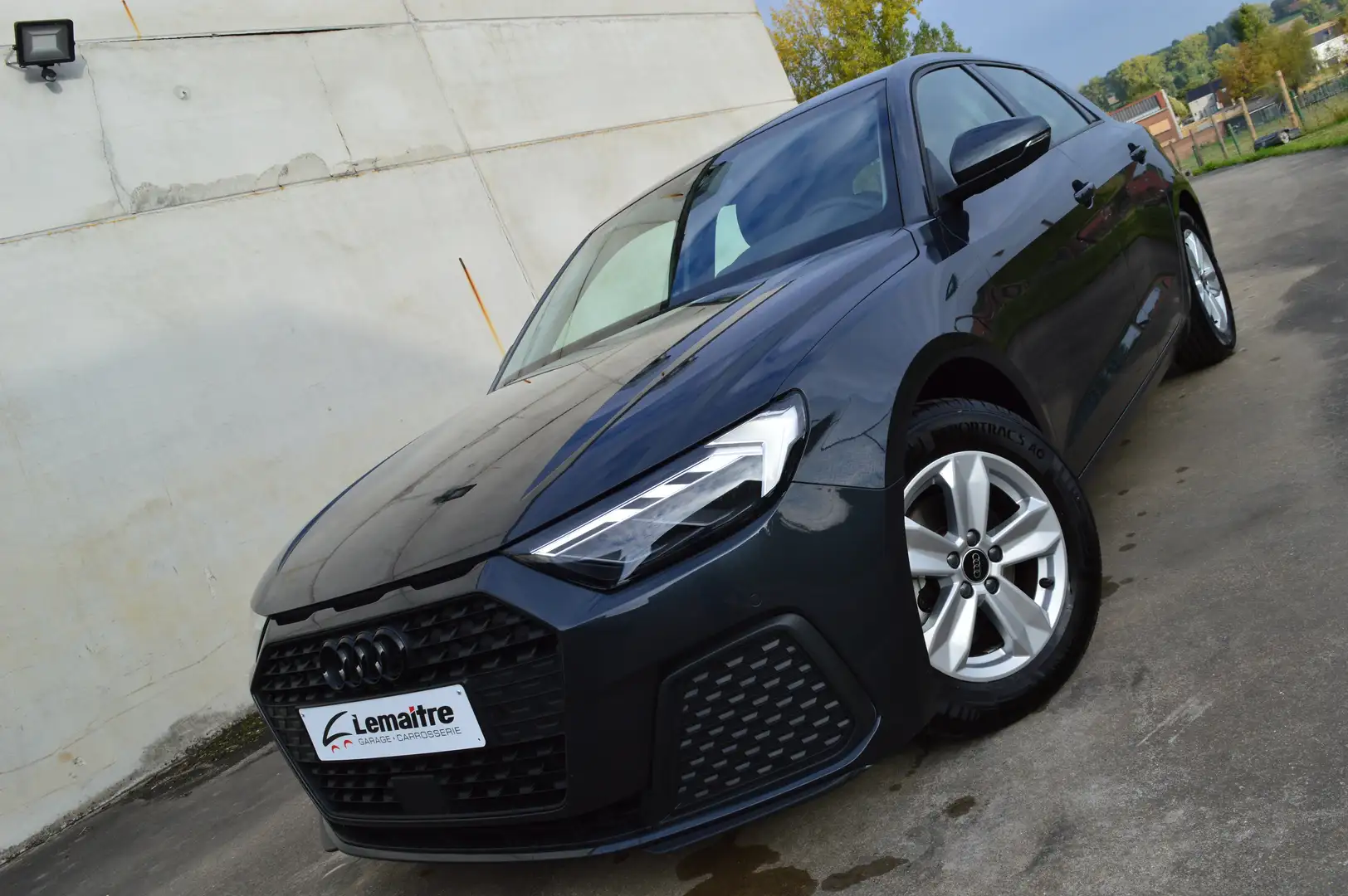 Audi A1 Sportback Advanced 30 TFSI 110Pk / Carplay / Led Grijs - 1