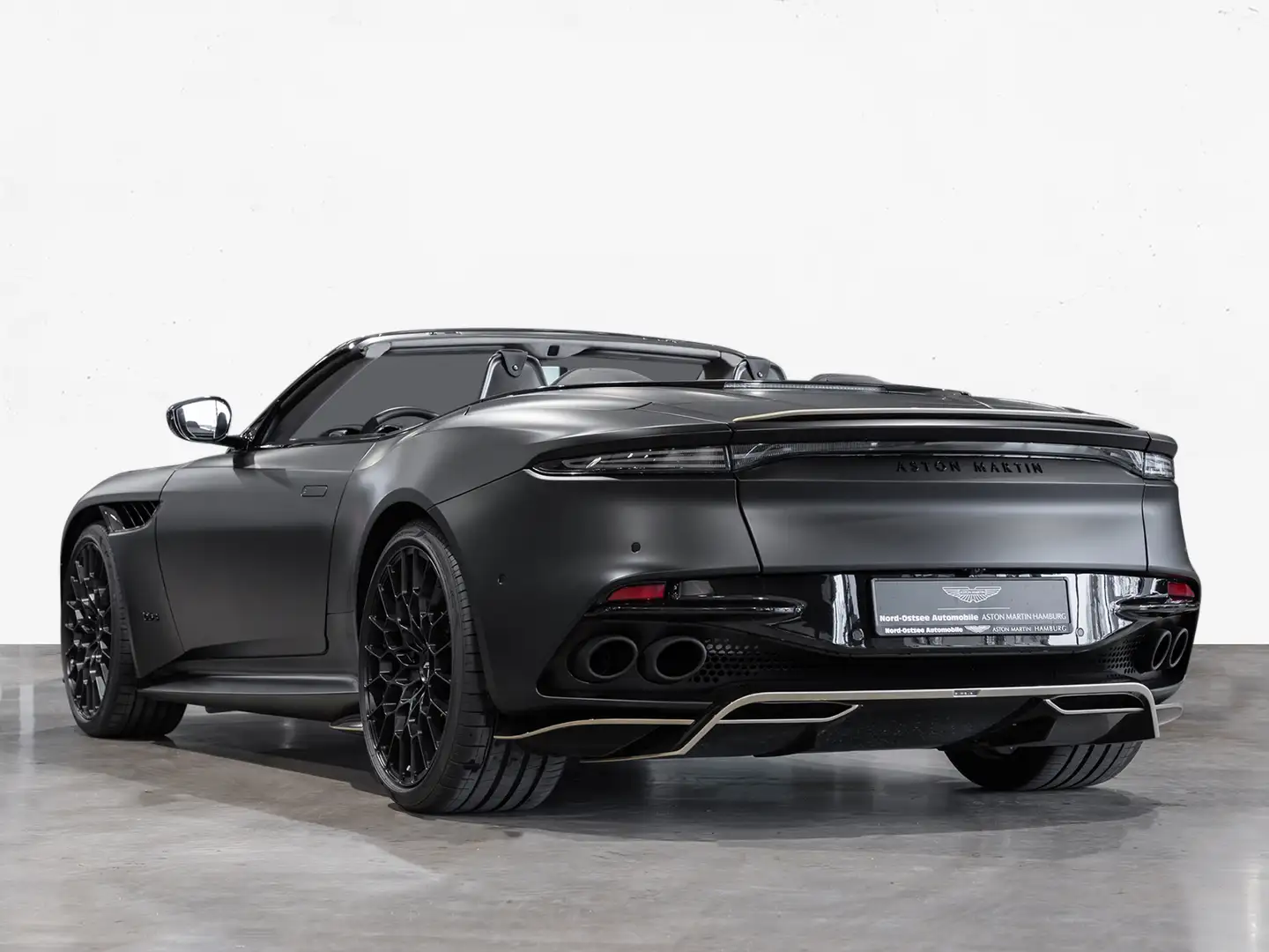 Aston Martin DBS 770 Ultimate Volante - Aston Martin Hamburg Schwarz - 2