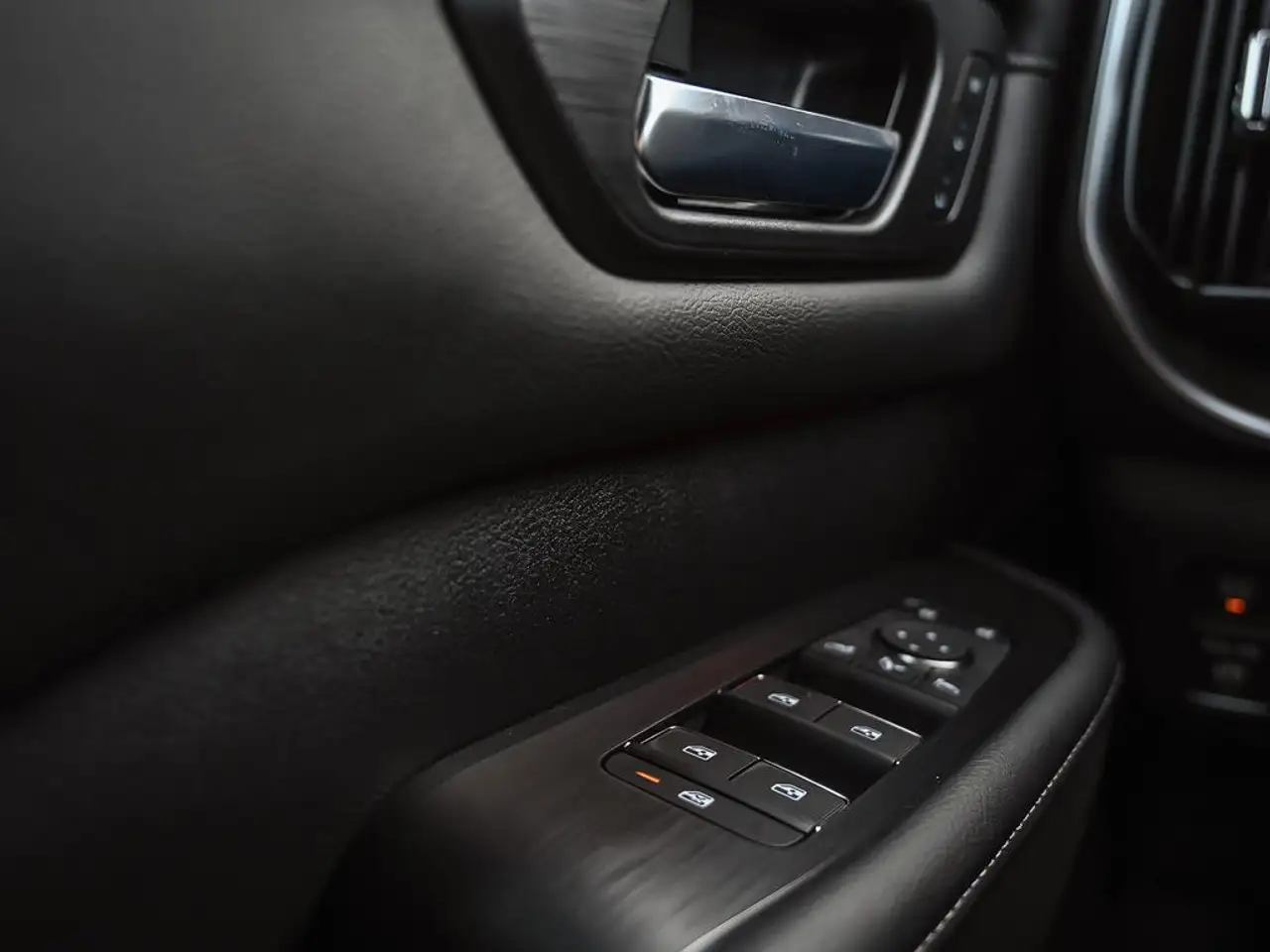 Nissan Armada снимка Nissan Armada