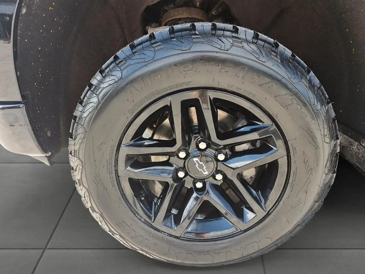 Chevrolet Silverado 1500 снимка Chevrolet Silverado 1500