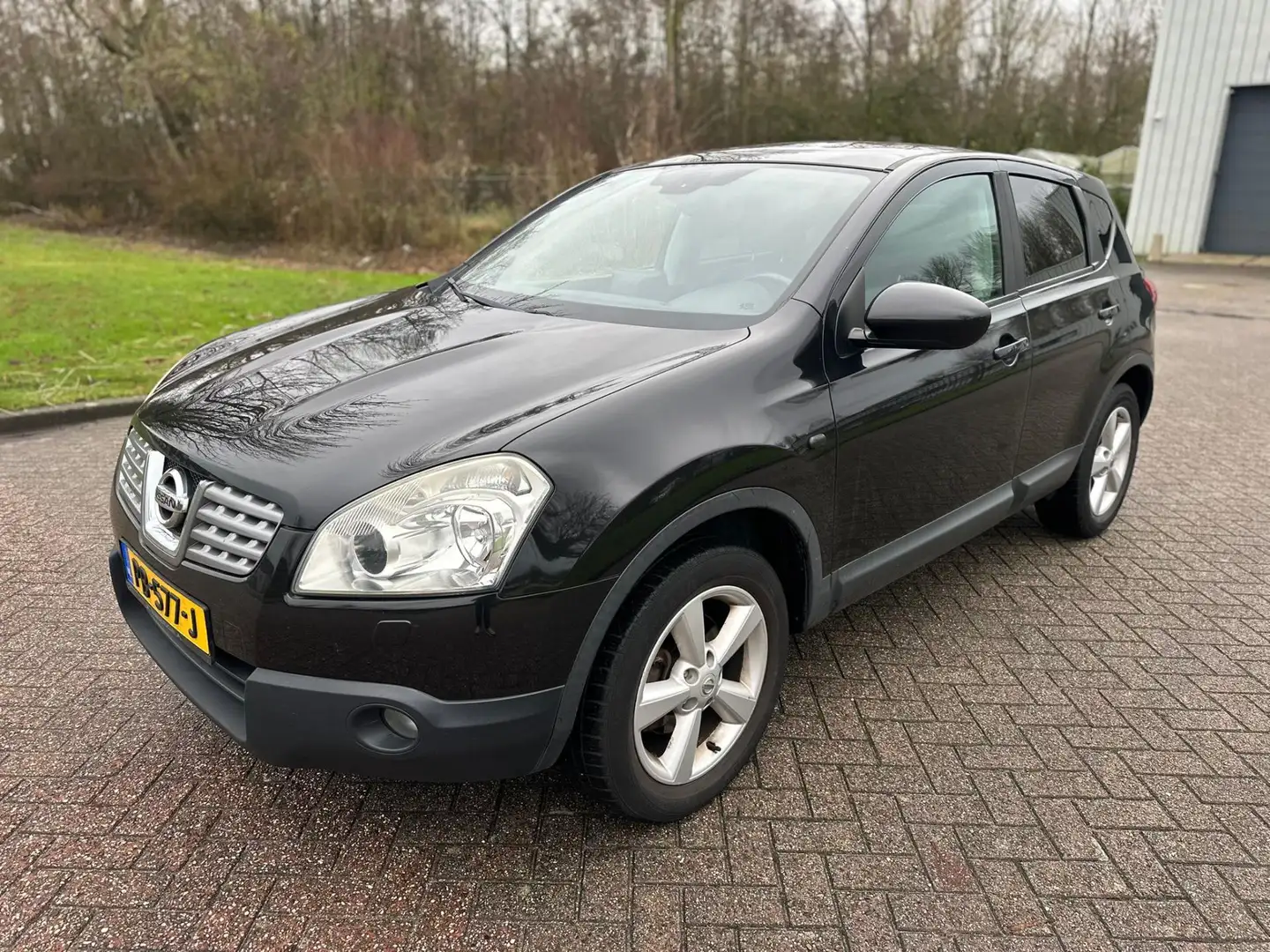 Nissan Qashqai 2.0 Tekna/AIRCO/CRUISE/LEDER/NAVI/PANO/VERWARMDE V Schwarz - 1