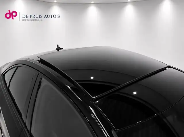 Audi A8 view 11