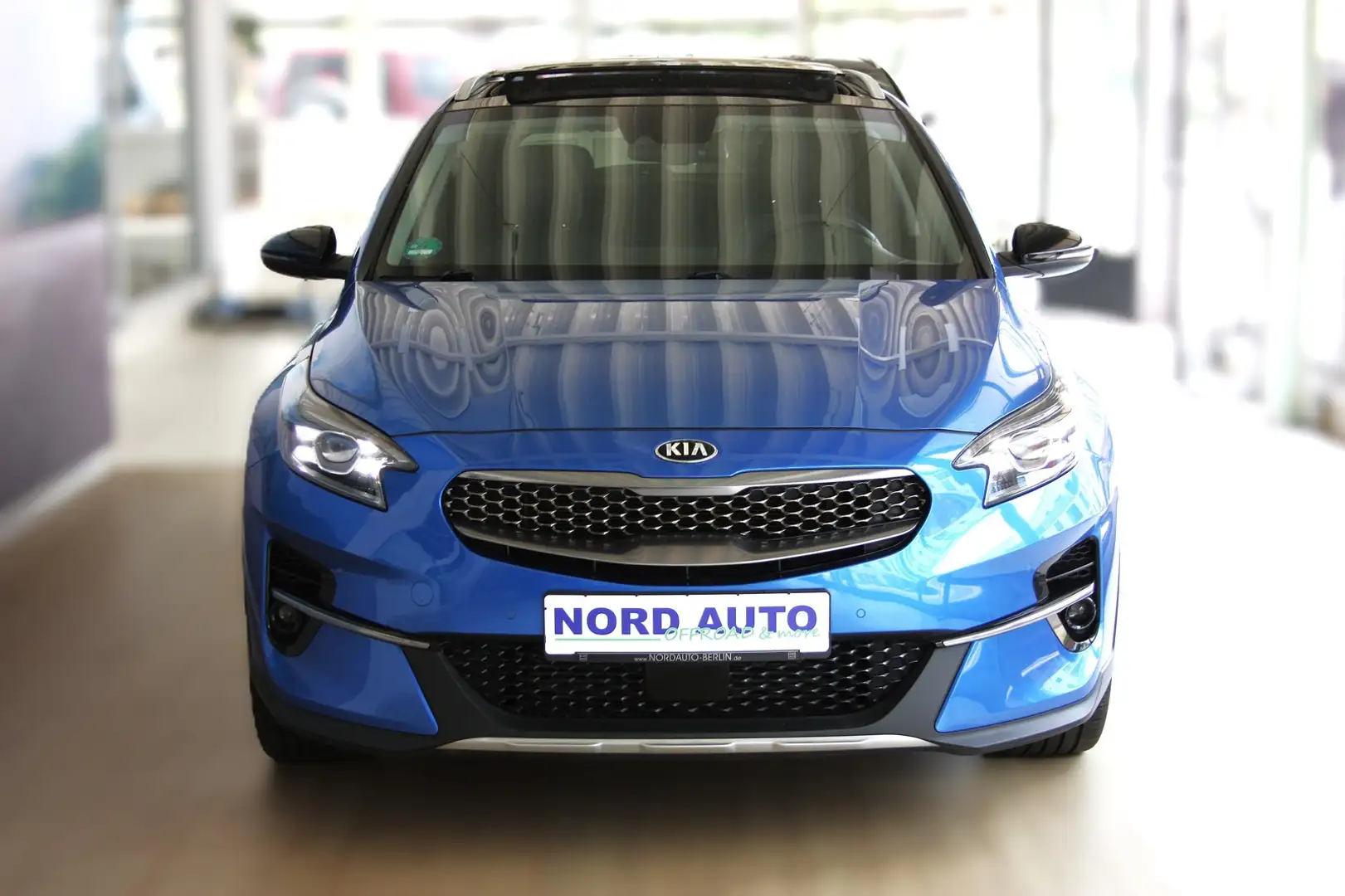 Kia XCeed 1.6 PLATINUM Leder/Navi/Kam/Pano/LED/Ahk Blau - 2