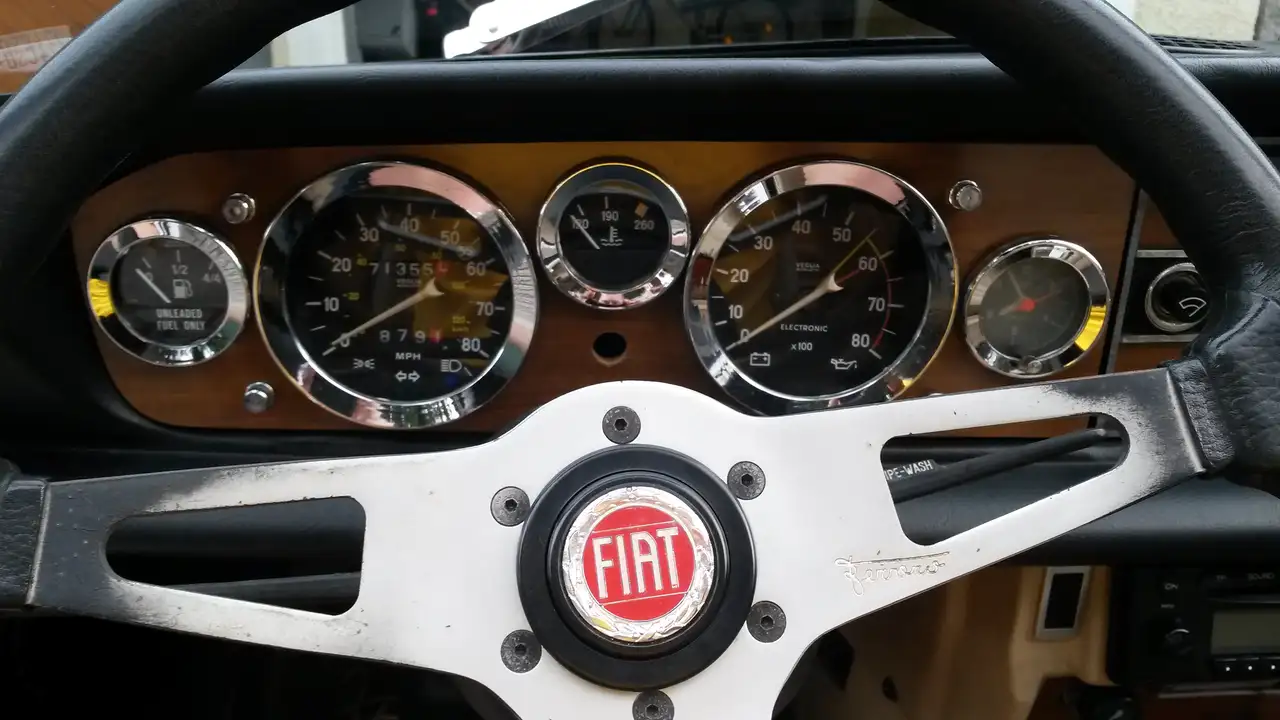 Fiat 124 Spider Cabrio Pininfarina, OLDTIMER, H-Kennzeichen, foto 8