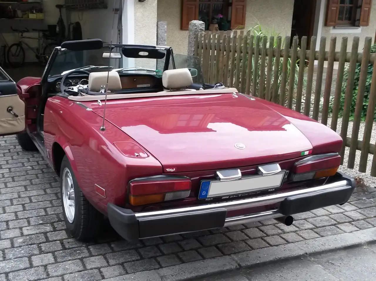 Fiat 124 Spider Cabrio Pininfarina, OLDTIMER, H-Kennzeichen, foto 3