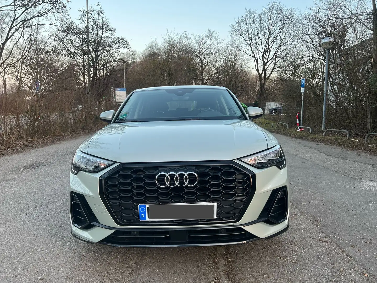 Audi Q3 35 TDI Sportback S tronic - 1