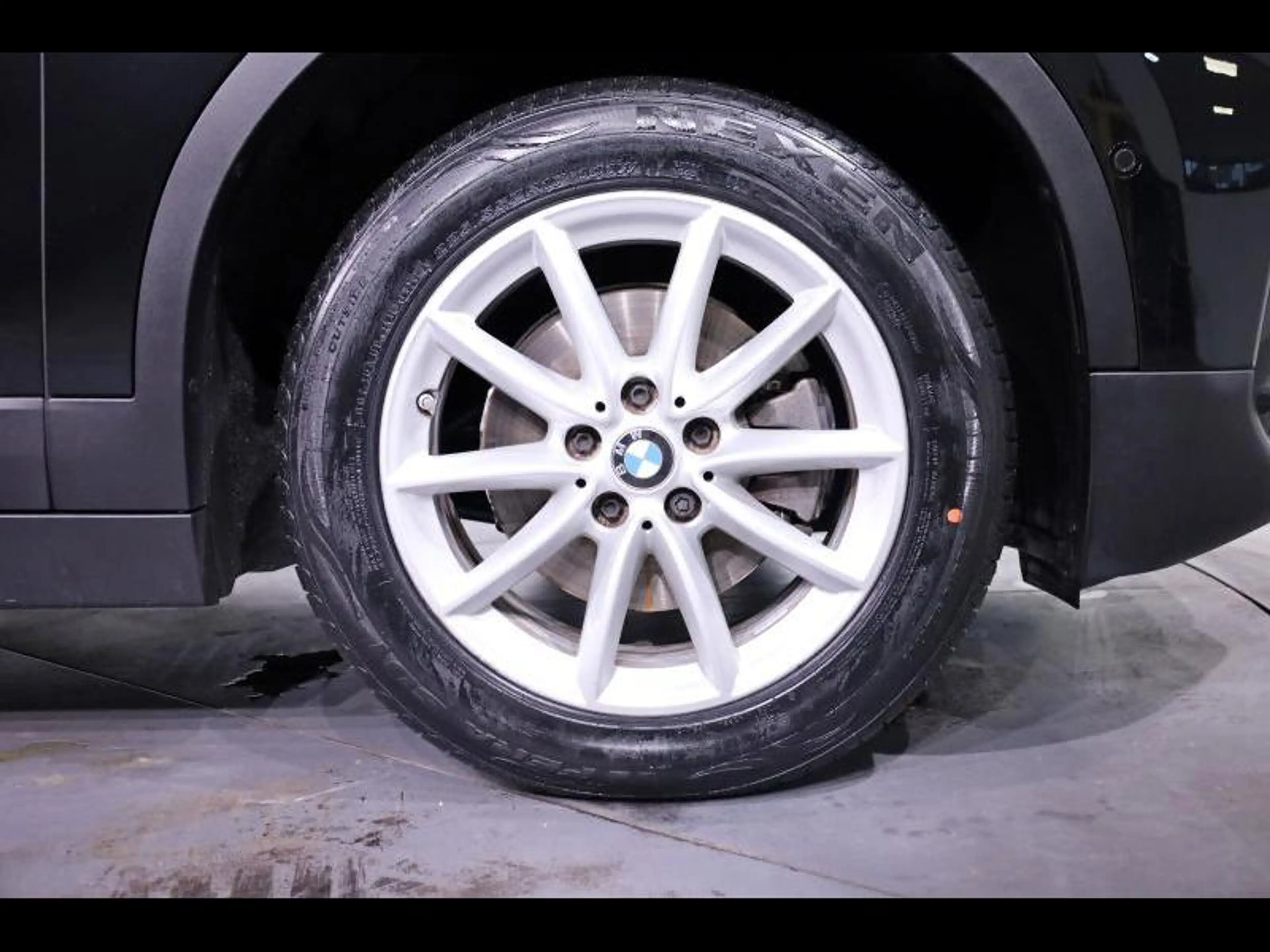 BMW X2 sDrive18i — photo 8