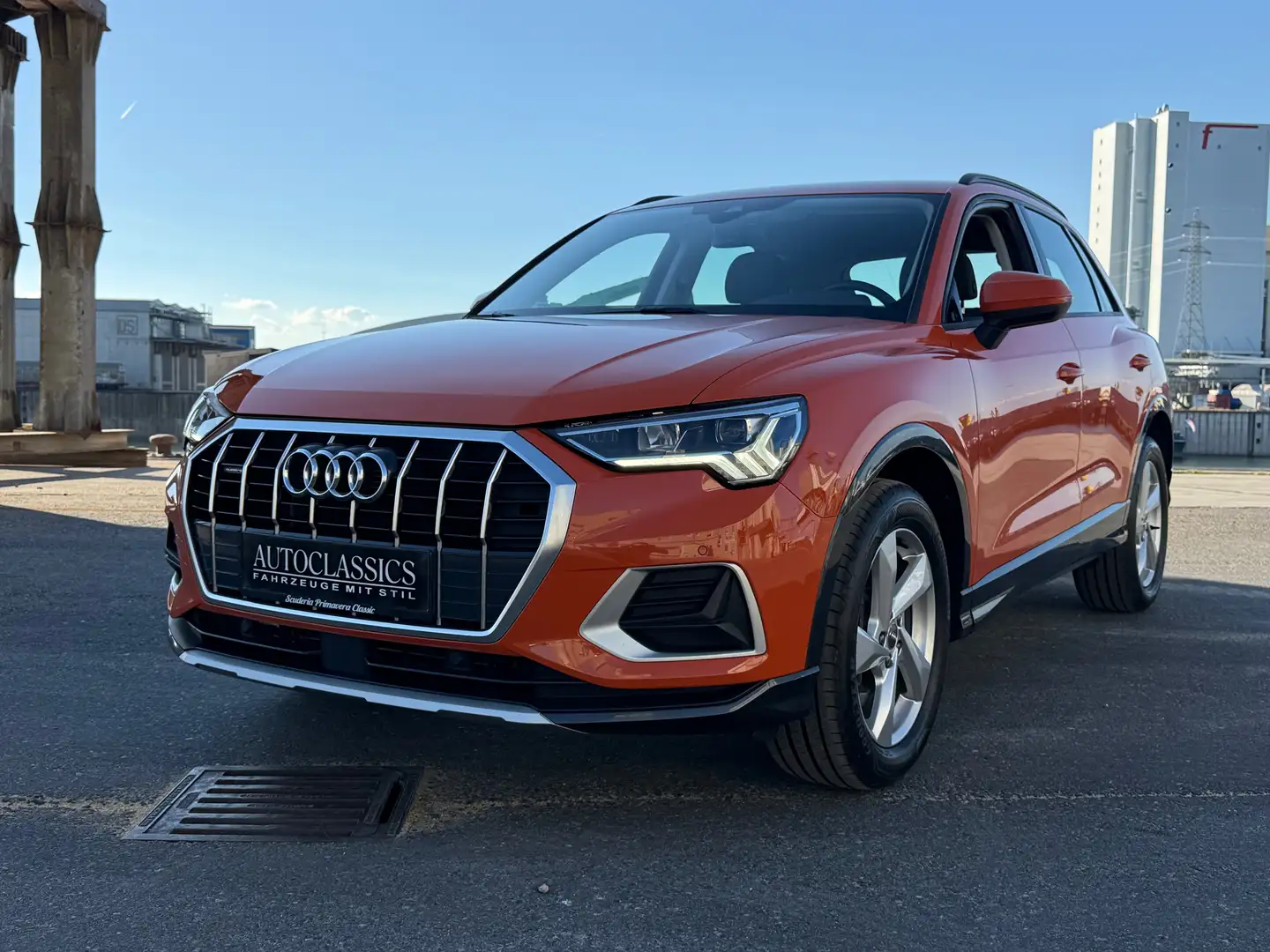 Audi Q3 40 TDI quattro advanced*1.Besitz*Sonderfarbe* Orange - 1